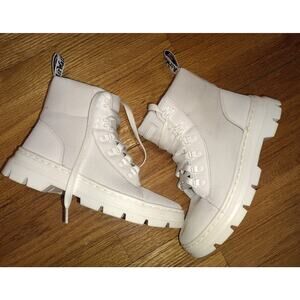 Dr. Martens Women's Combs W Poly Casual Boot SZ 8